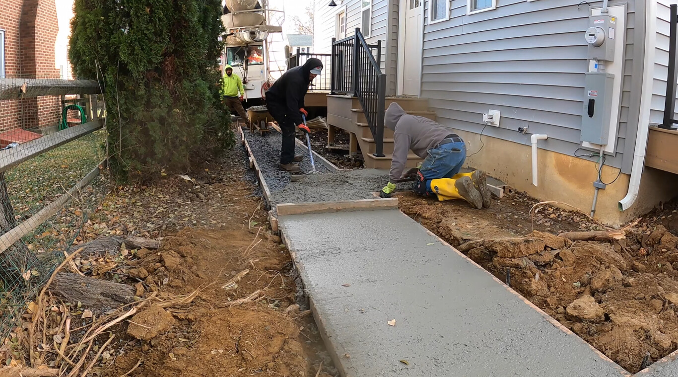 Professional concrete walkway finishing in Bellflower